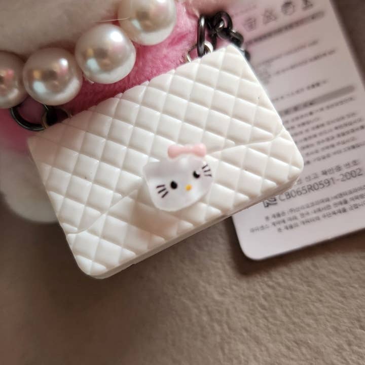 MOND HAUS - Vendita all'ingrosso Portachiavi - Donna - Portachiavi AYANE con peluche Hello Kitty elegante3