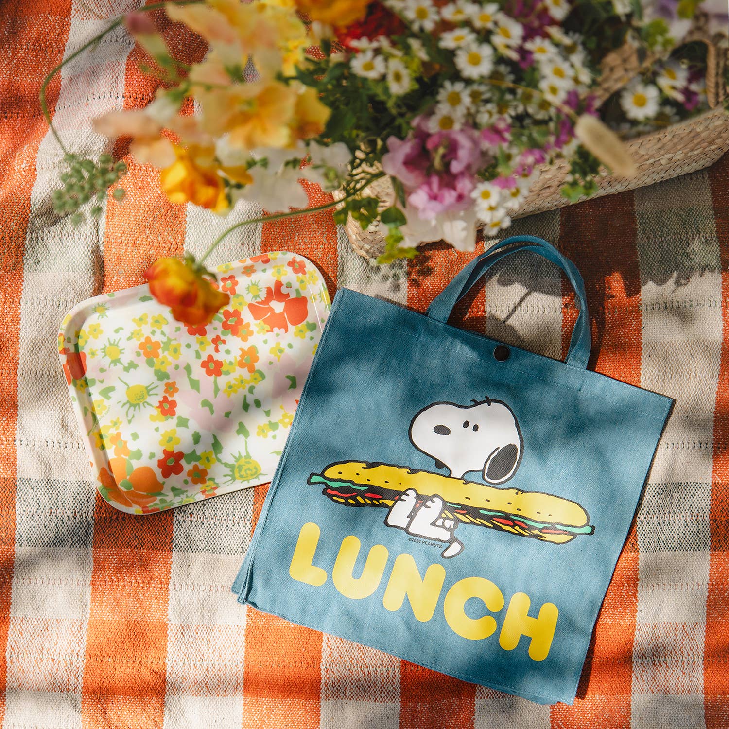 Three Potato Four - Wholesale Tote Bag - Unisex - 3P4 x Peanuts® - Snoopy Lunch Vintage-Style Market Tote1