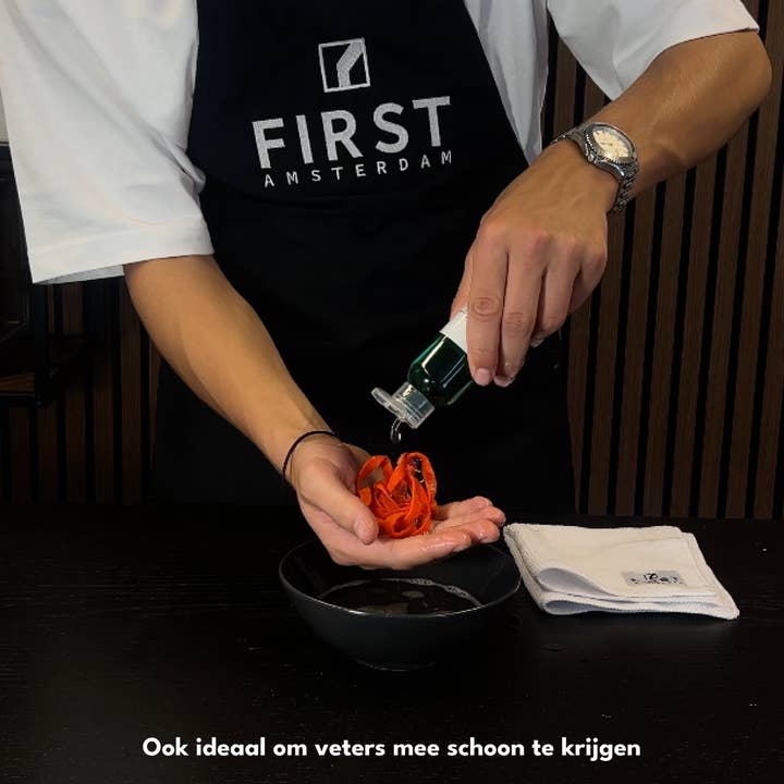 First Amsterdam - Wholesale Shoe care kits & sets - 120 ml Premium Sneaker Shampoo3