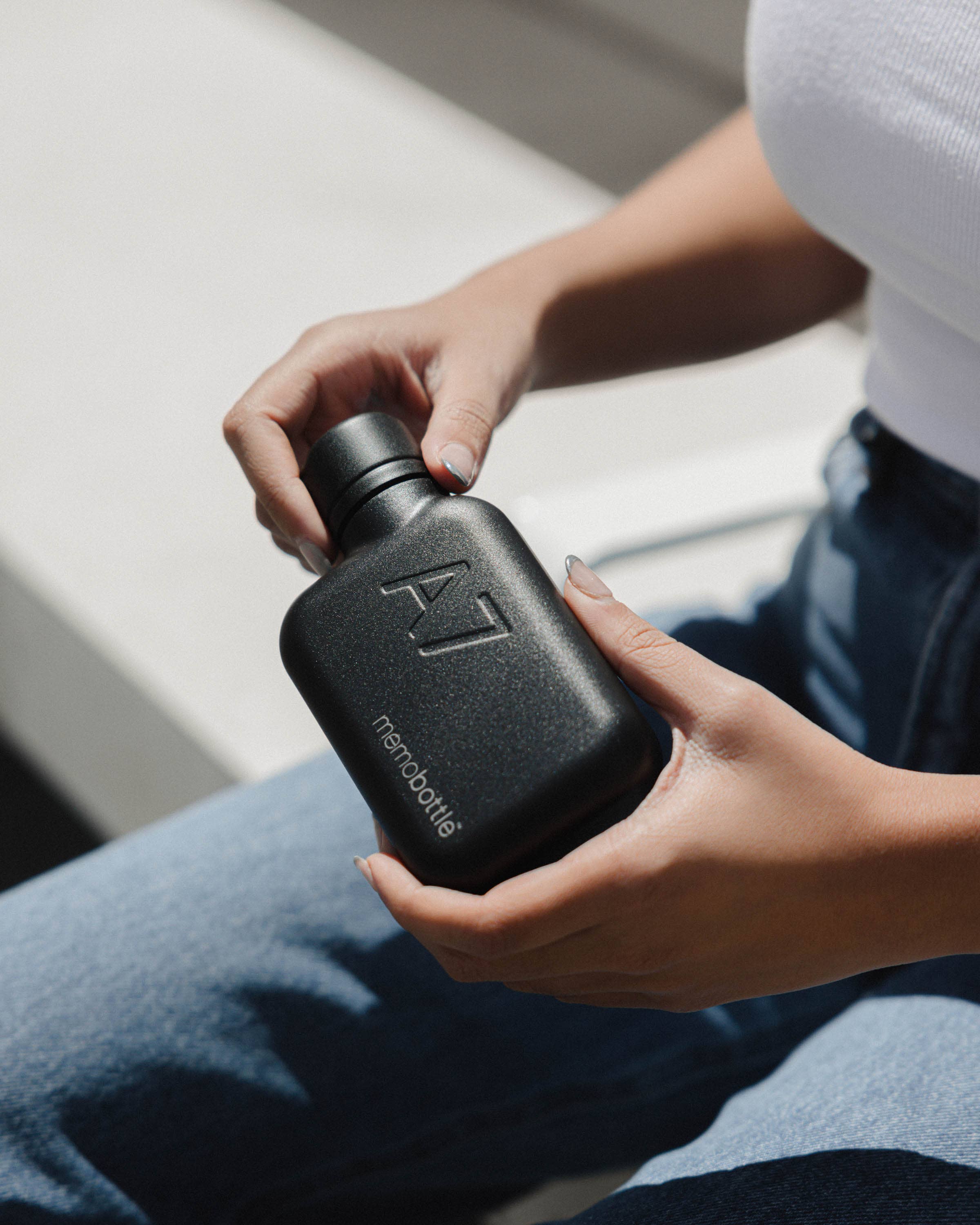 memobottle - Wholesale Water Bottle - A7 memobottle (Stainless Steel) - Black1