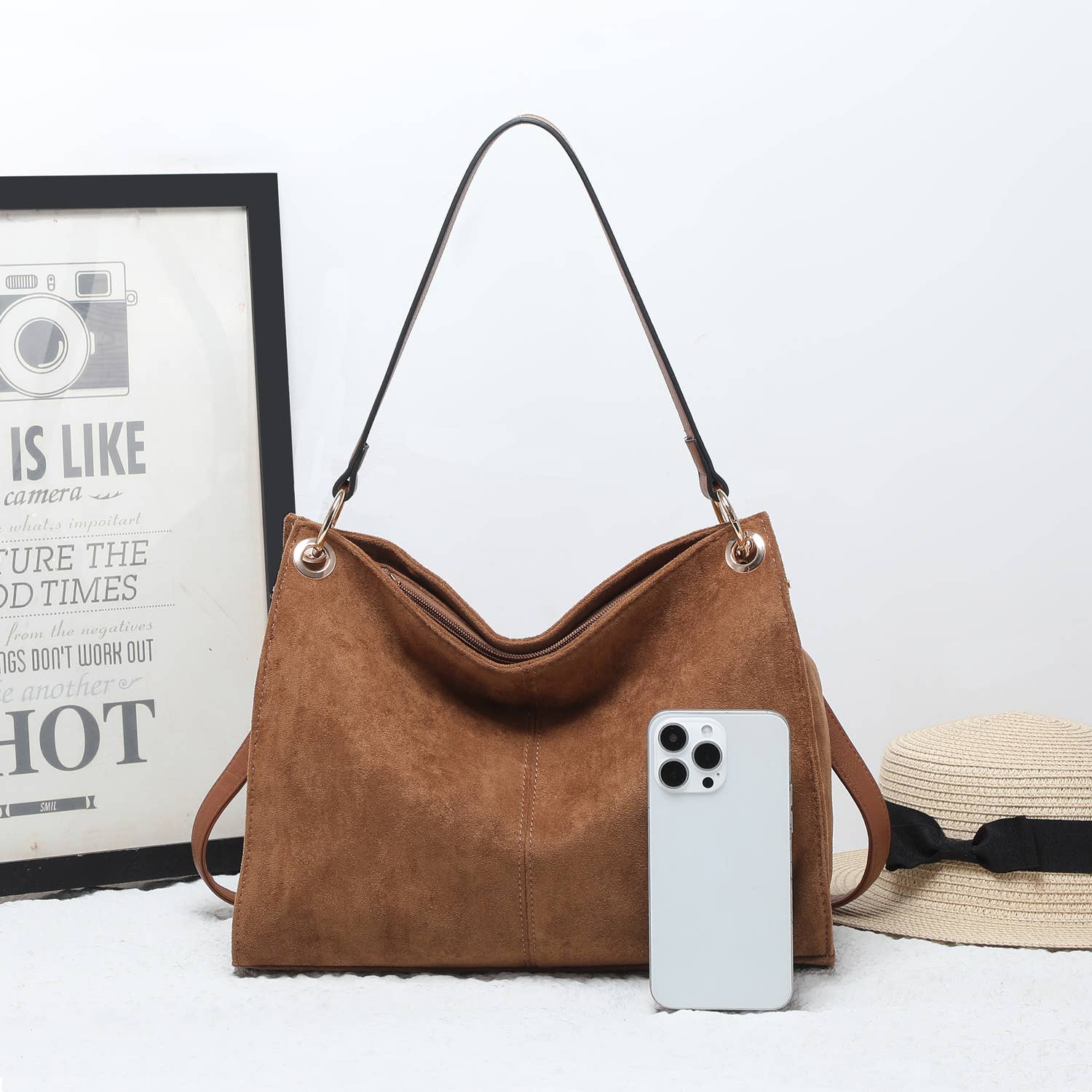 House of Milano – wholesale Shoulder bag – women's – 25453 Vegan Suede Slouch Bag5