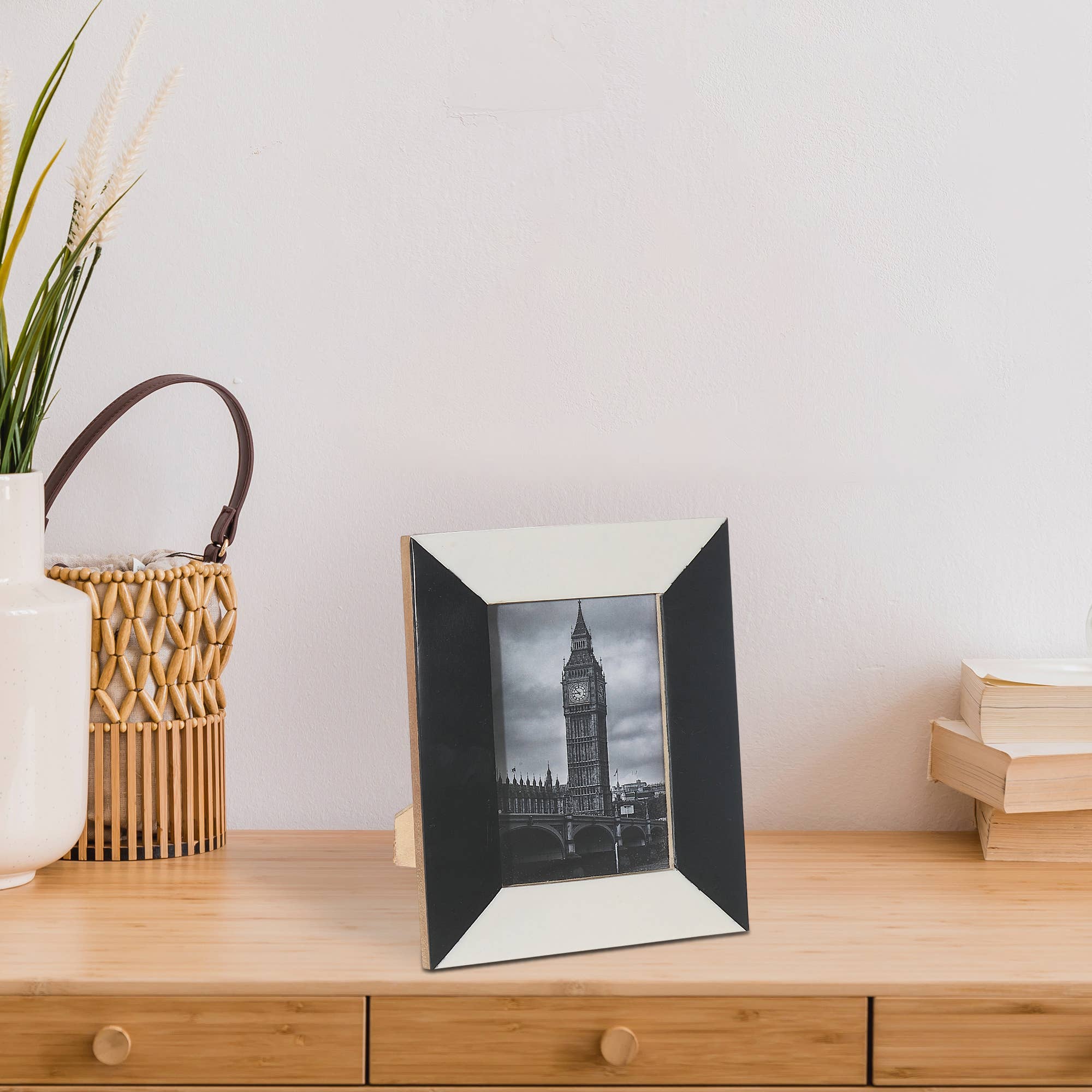 Multi 8X10"Black & White Inlay Photo Frame for wholesale on Faire1