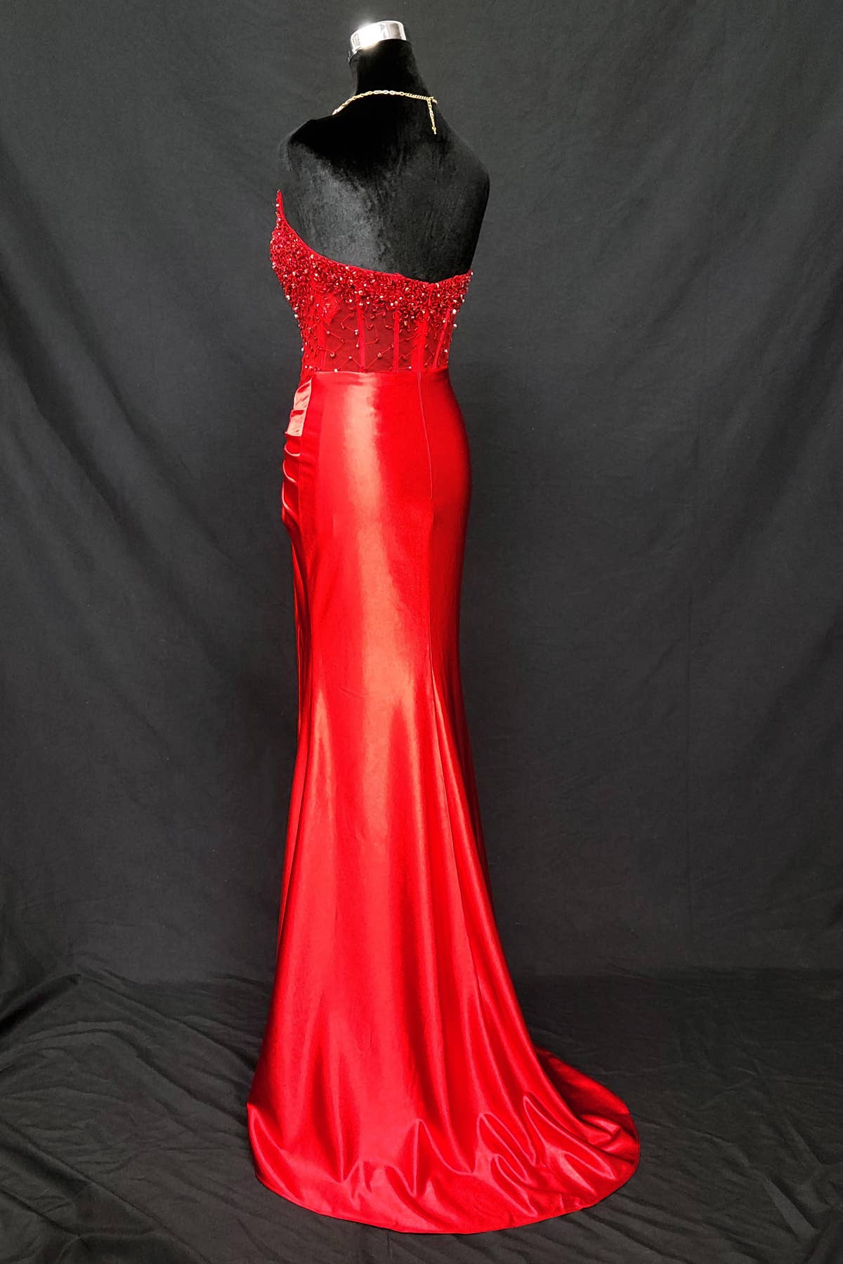 Chicas - Vente Robe de soirée – femme - Robe bustier en satin avec corset à perles et sequins C83125