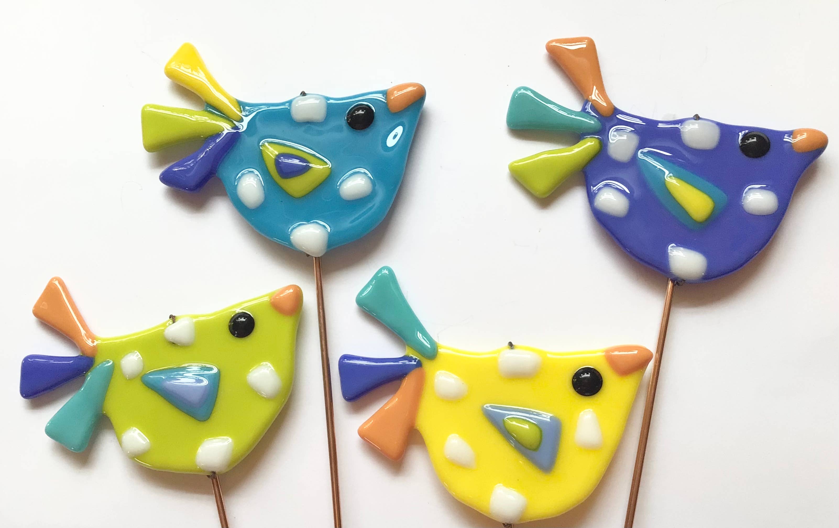 Fish Tales - Wholesale Garden/Lawn Stake - Bird plant stake fused glass11