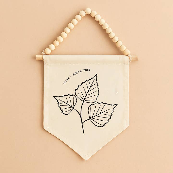 Juni födelsemånadshängskylt: Björkträd för wholesale av Hunny Prints