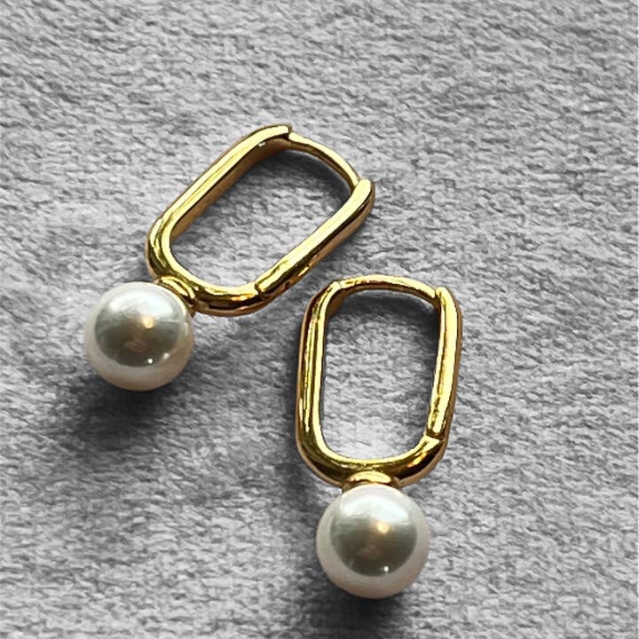 Vergulde creool „Gwen” voor wholesale door Vivaz - Fine Jewellery