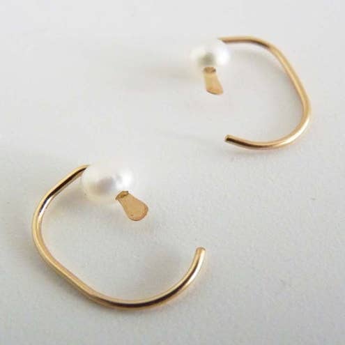 Pearl Huggies para venta al por mayor de Cinq