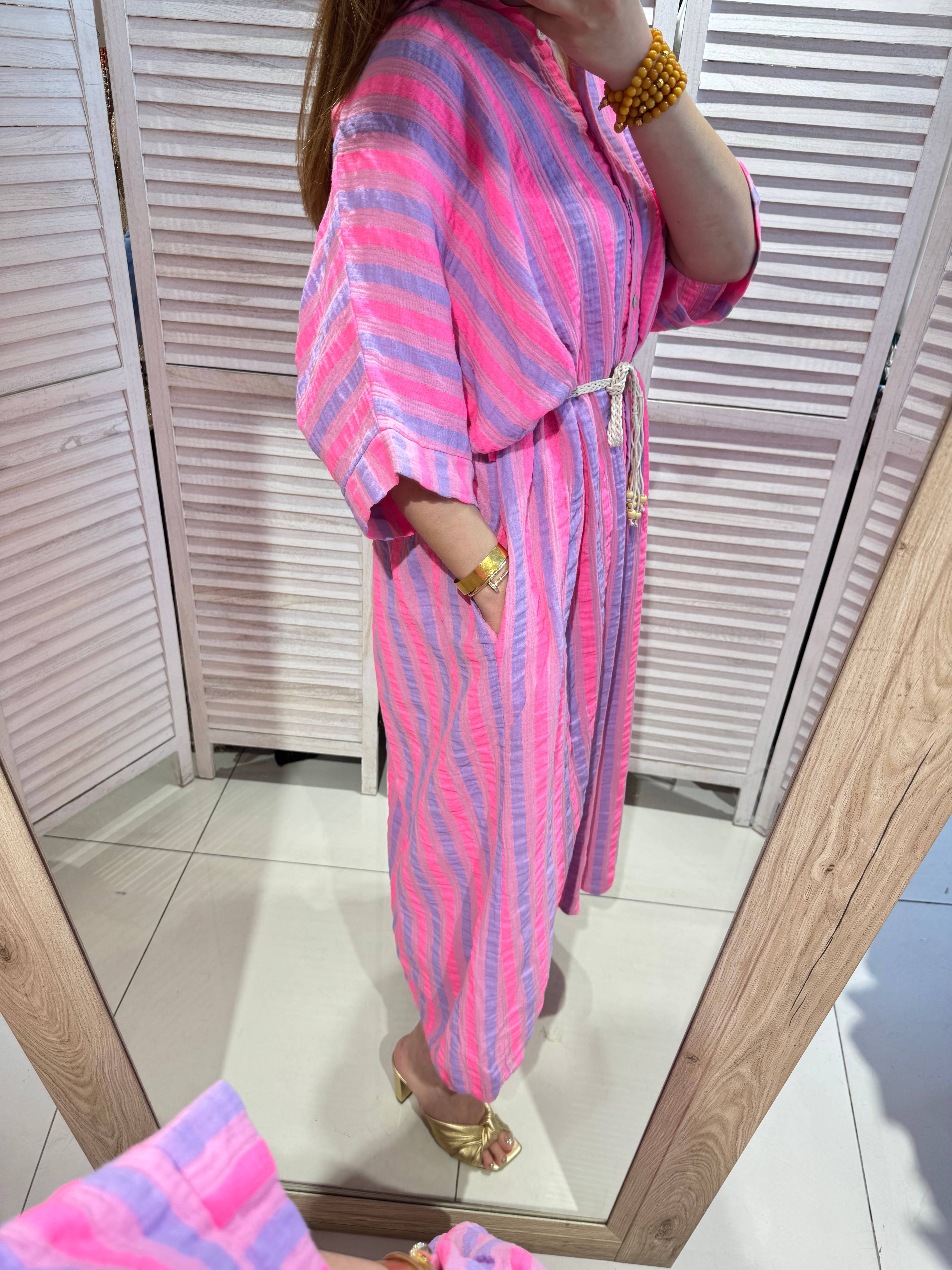 VICTORIA&ISAAC - Wholesale Dress - Women's - Striped summer dress with belt - A1055-1stripe1