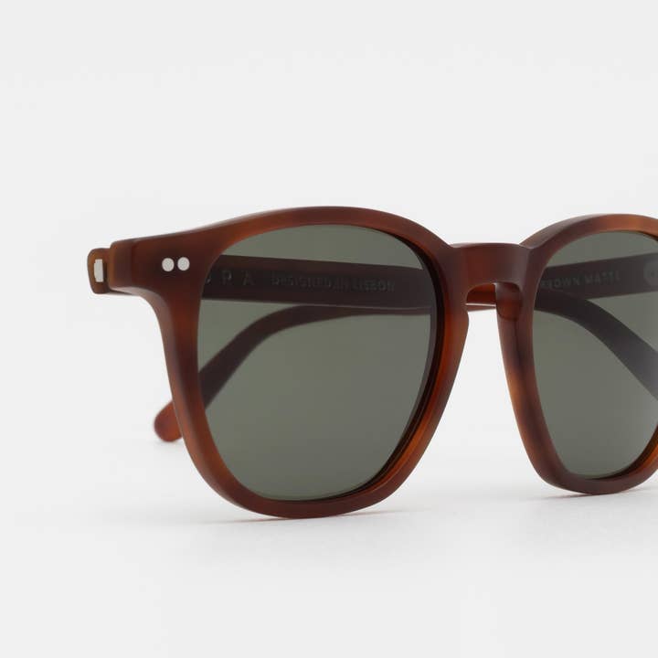 FORA - Wholesale Sunglasses - Unisex - Unisex Square Sunglasses | Hero | Acetate2