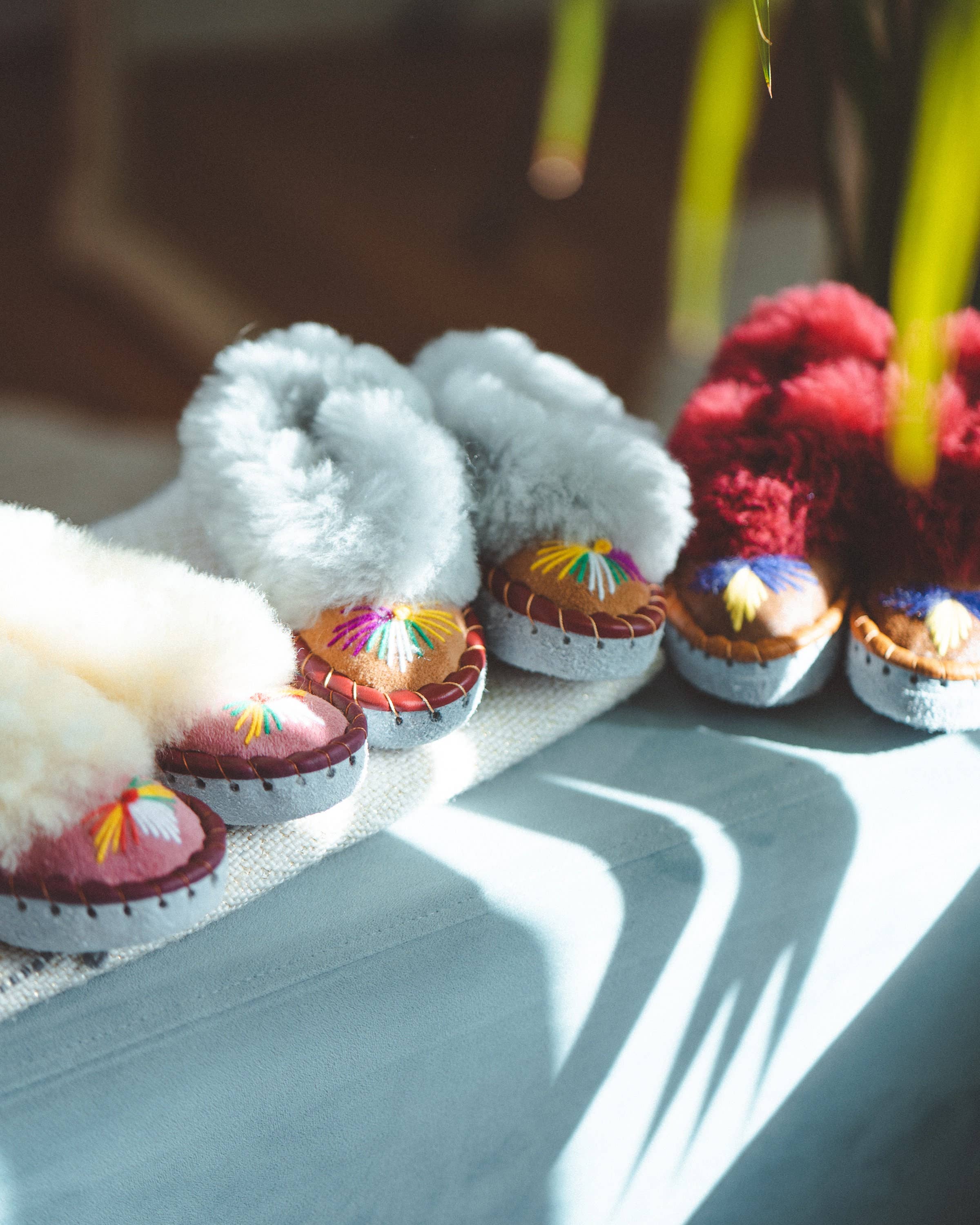 Sheepers SP .Z O.O. – Engroshandel Hjemmesko - Børn – Sheepers børneslippers med heldig overraskelse – varme og hyggelige4