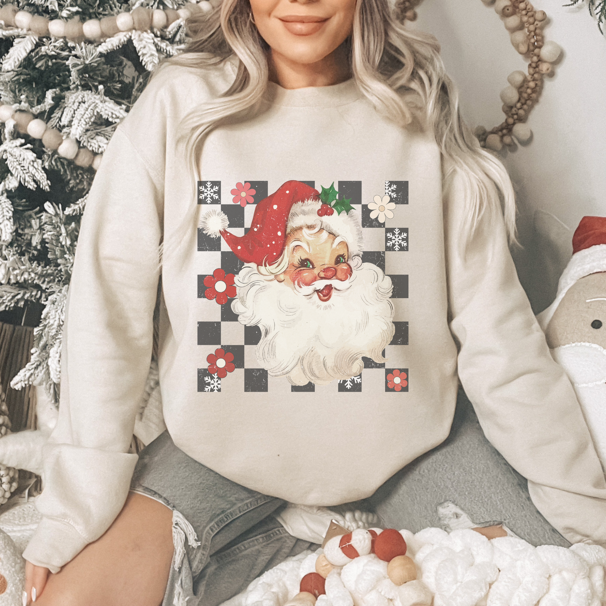 Trendznmore - Modern Graphic Apparel - Wholesale Graphic Sweatshirt - Women's - Retro Checkered Santa Claus Christmas Sweatshirt3