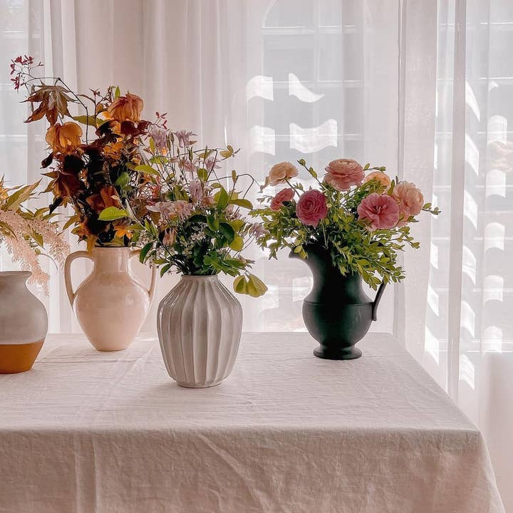 Cerámica Roca Caus – Großhandel Vasen – Traditionelle emaillierte Vase aus Keramik mit zwei Griffen3