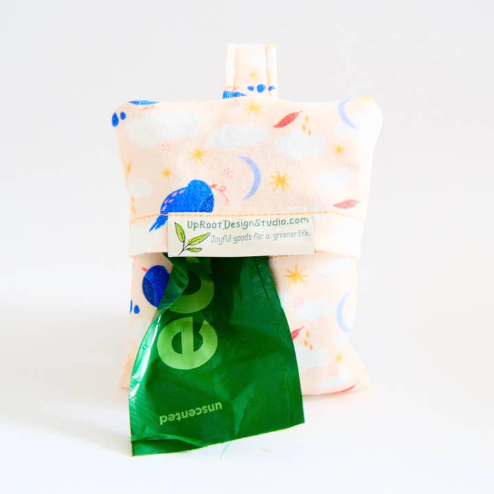 Sacchetto Mini Go organico o sacchetto per rifiuti per animali domestici per la vendita all'ingrosso da parte di UpRoot Design Studio