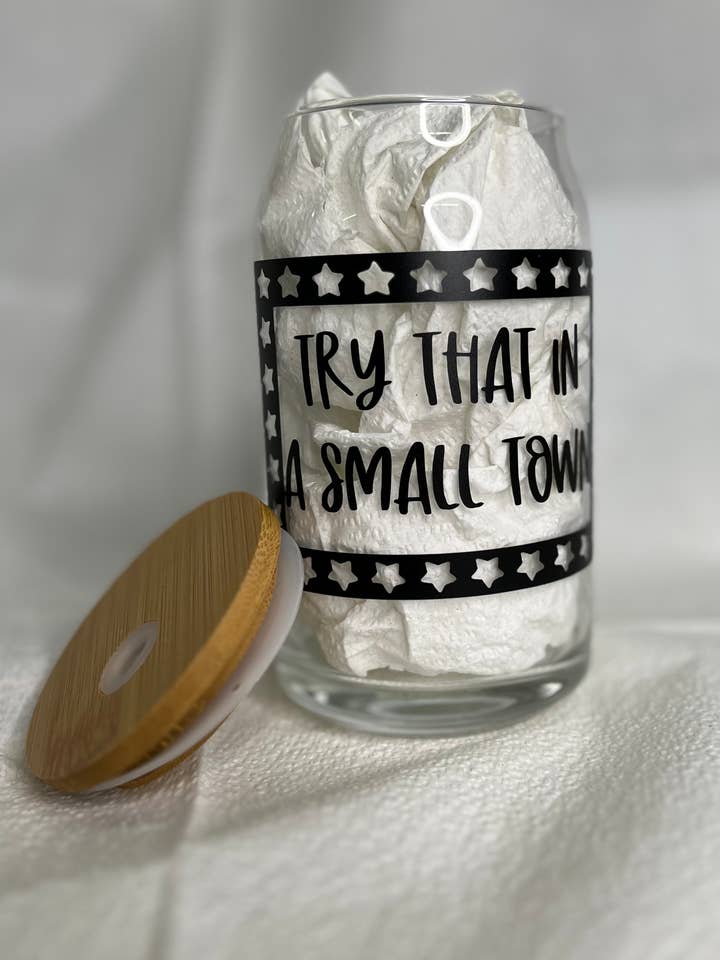 Experimente isso em uma cidade pequena tumbler de vidro por atacado de HooneyTunes Unlimited