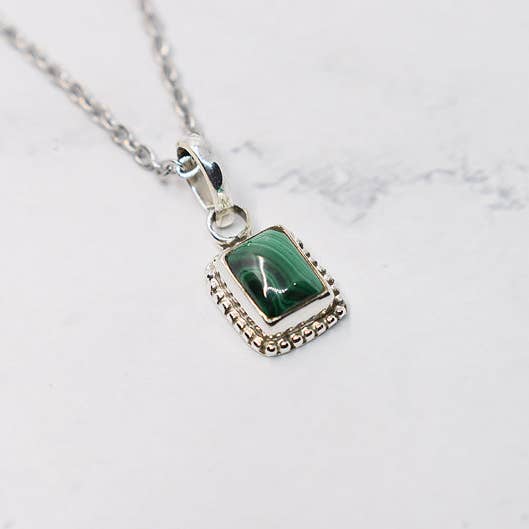 halsketting met malachietsteen van 925 sterling zilver, sieraden voor dames voor wholesale door JorieJewelry