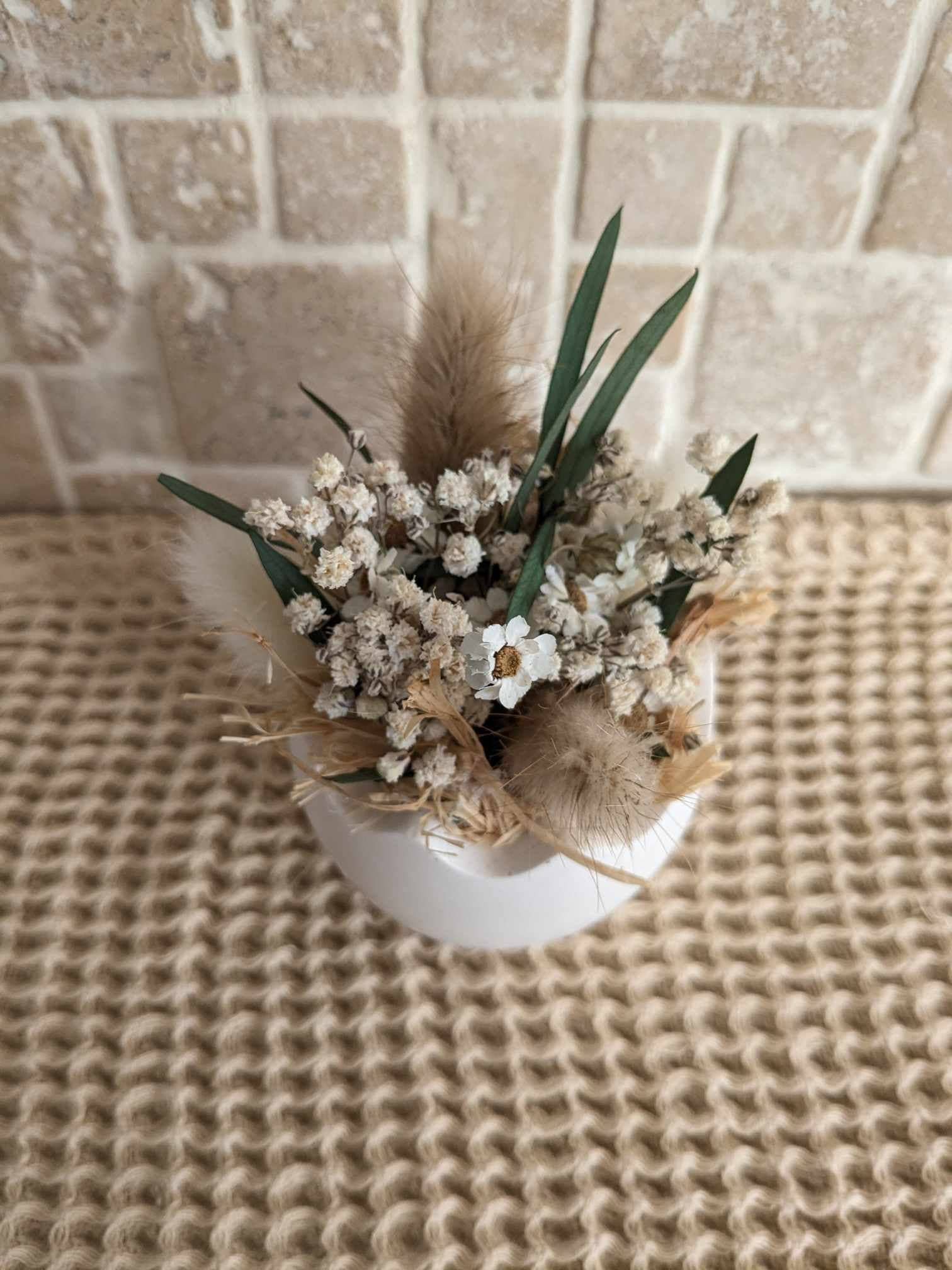 Maison Oline – Objeto de mesa decorativo por atacado – Decoração de Páscoa - casca de ovo com flores secas8