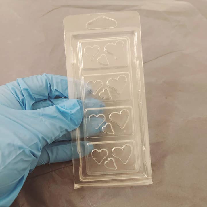 3 Hearts 4 Cavity Clamshell for wholesale by Candle Knights Supplies