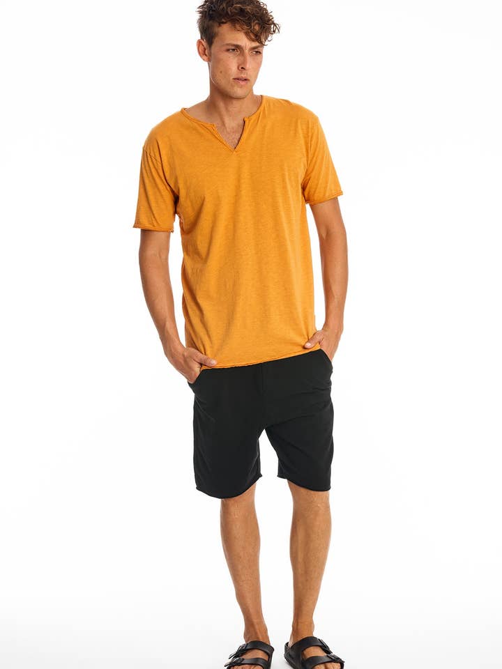 Eros-T-Shirt für den Großhandel von Ravens View Ibiza