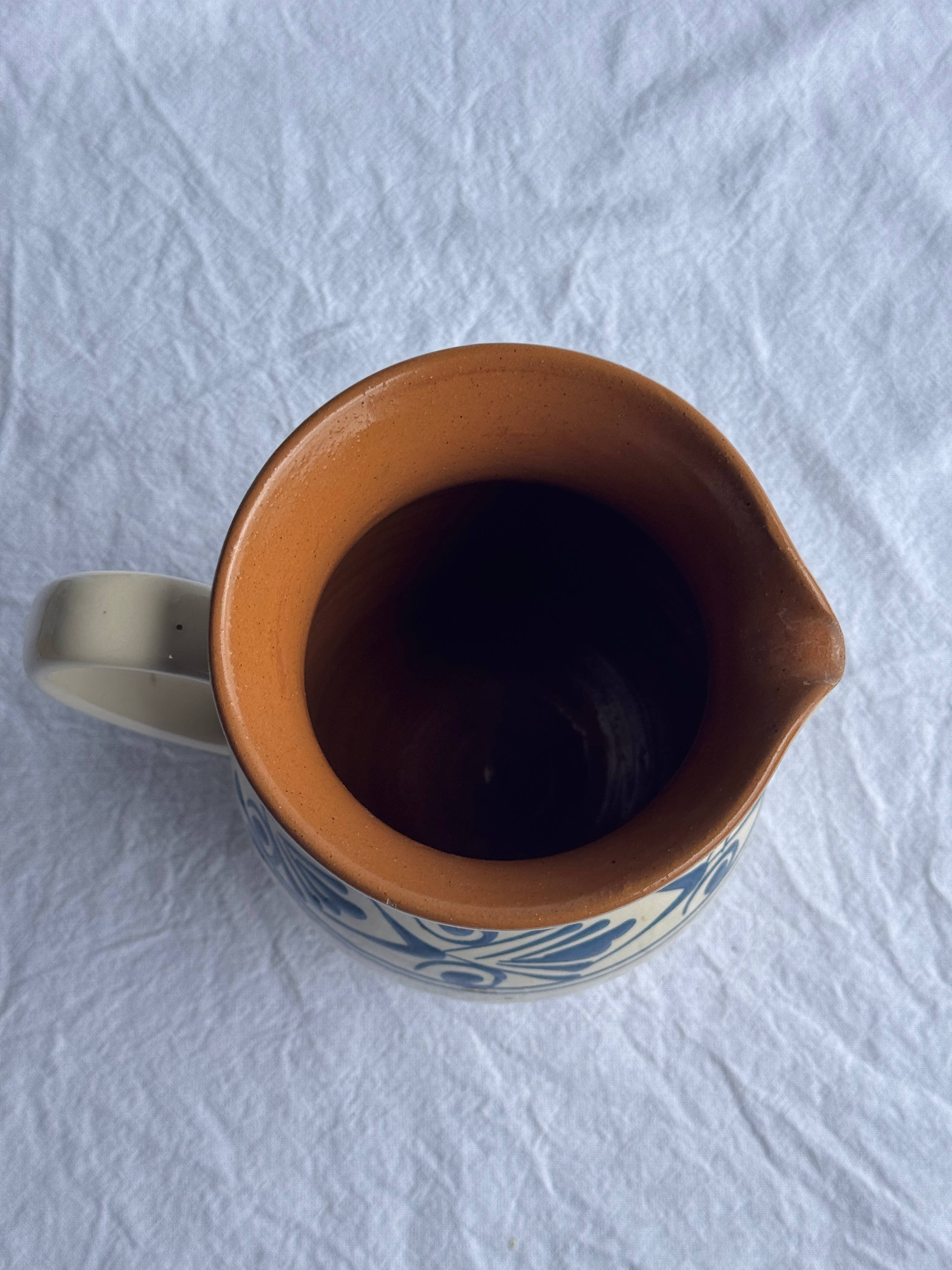 Office Objets - Wholesale Pitcher - Vintage white pitcher with stylized blue vegetal frieze H17.511