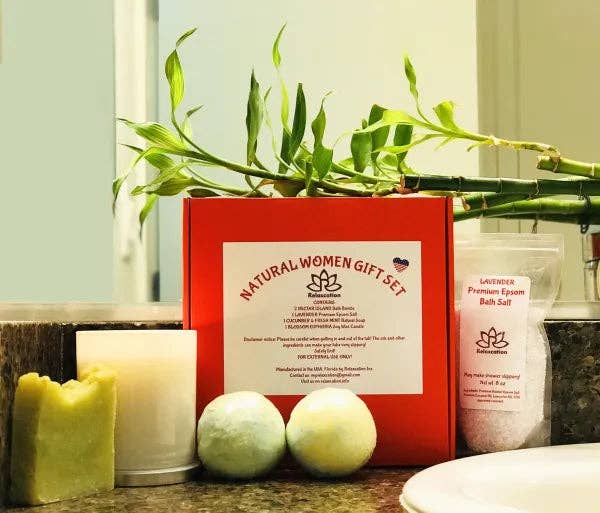 Relaxcation - Wholesale Bath & Body Set - Bath and Spa Gift Basket for Women3