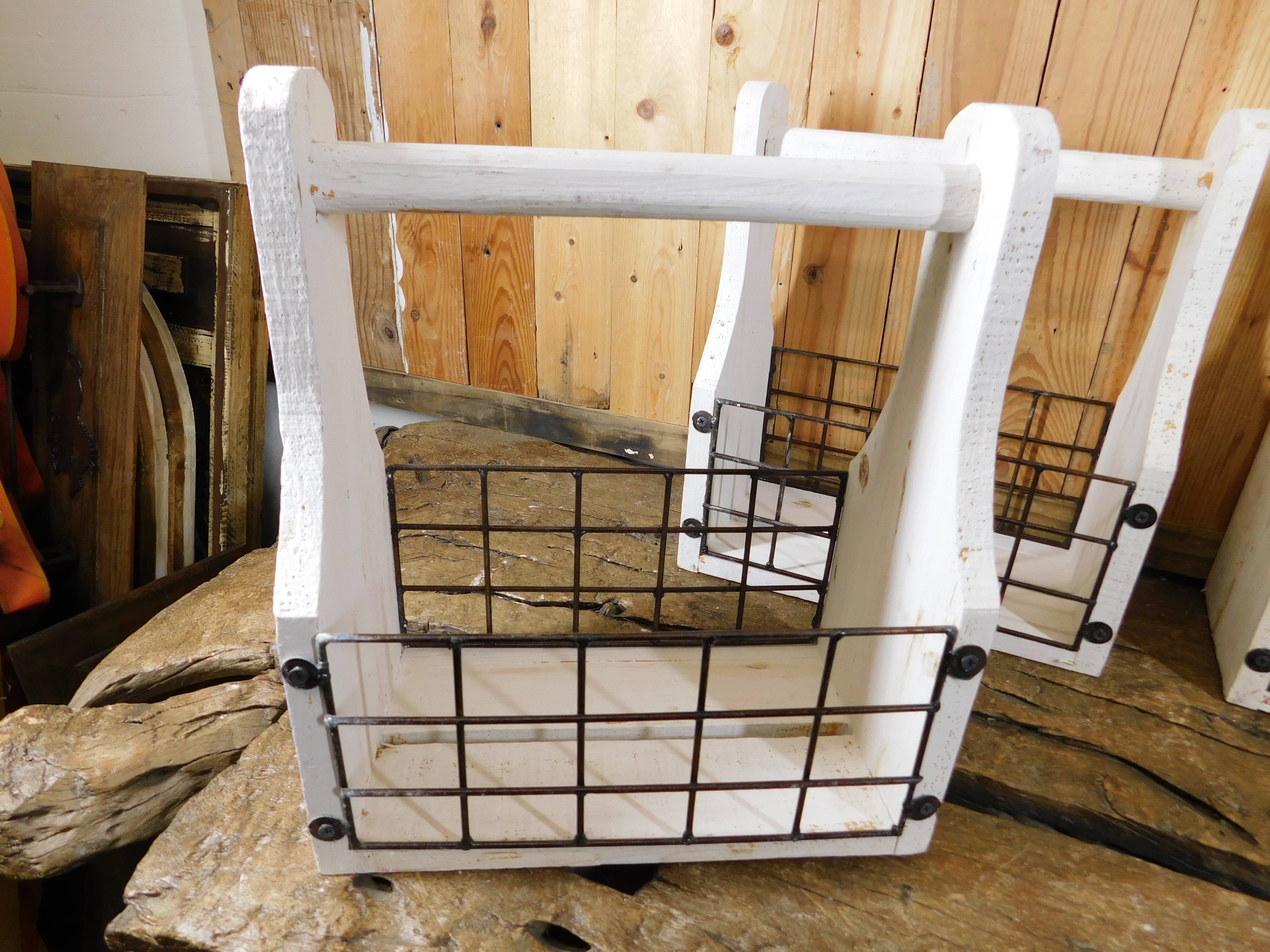 My Amigos Imports - Wholesale Magazine Rack - White Hill Magazine Holder-ER-Tray-WH-7Wx13Lx14H inch-White 6