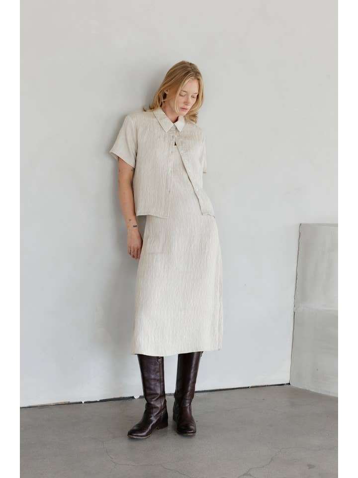 MOD REF - Vendita all'ingrosso Camicia button down - Donna - The Miranda Top | Top con bottoni testurizzati7