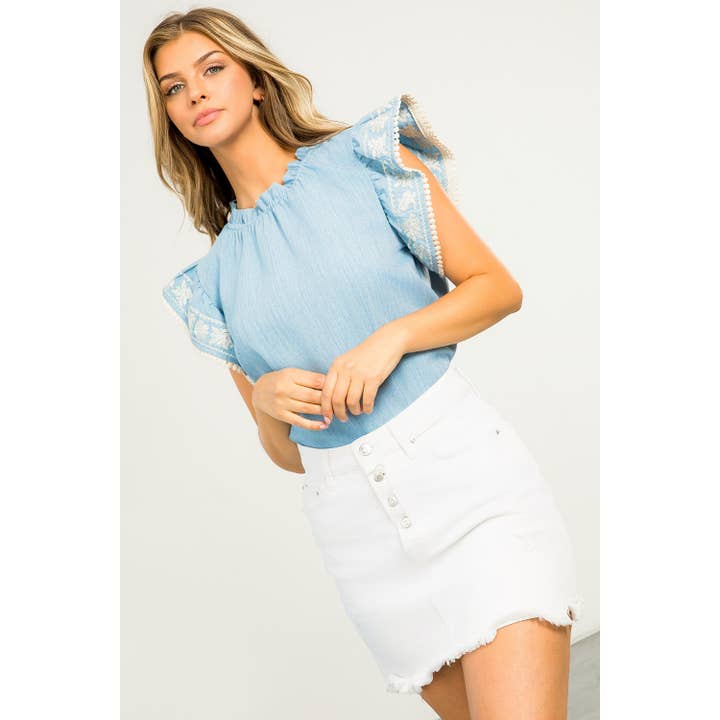 Besticktes Top mit Flatterärmeln für den Großhandel von THML