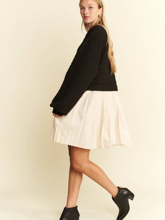 JADE BY JANE – Großhandel Kleid – Damen – LANGÄRMLIGES PLISSEE-ROCKKLEID AUS BAUMWOLLE1