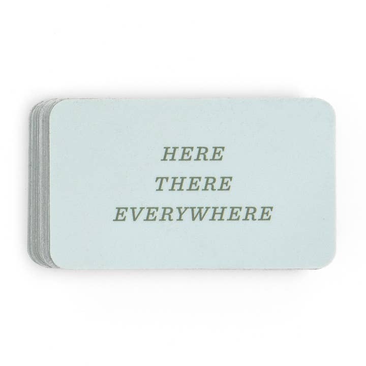 Autocollant Décalcomanie Ici Là Partout pour la vente par Studio Calico