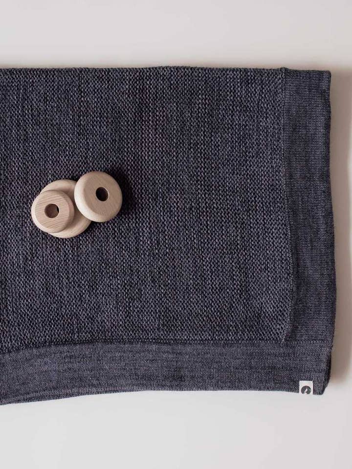 STICKAD FILT för wholesale av KARINÚ