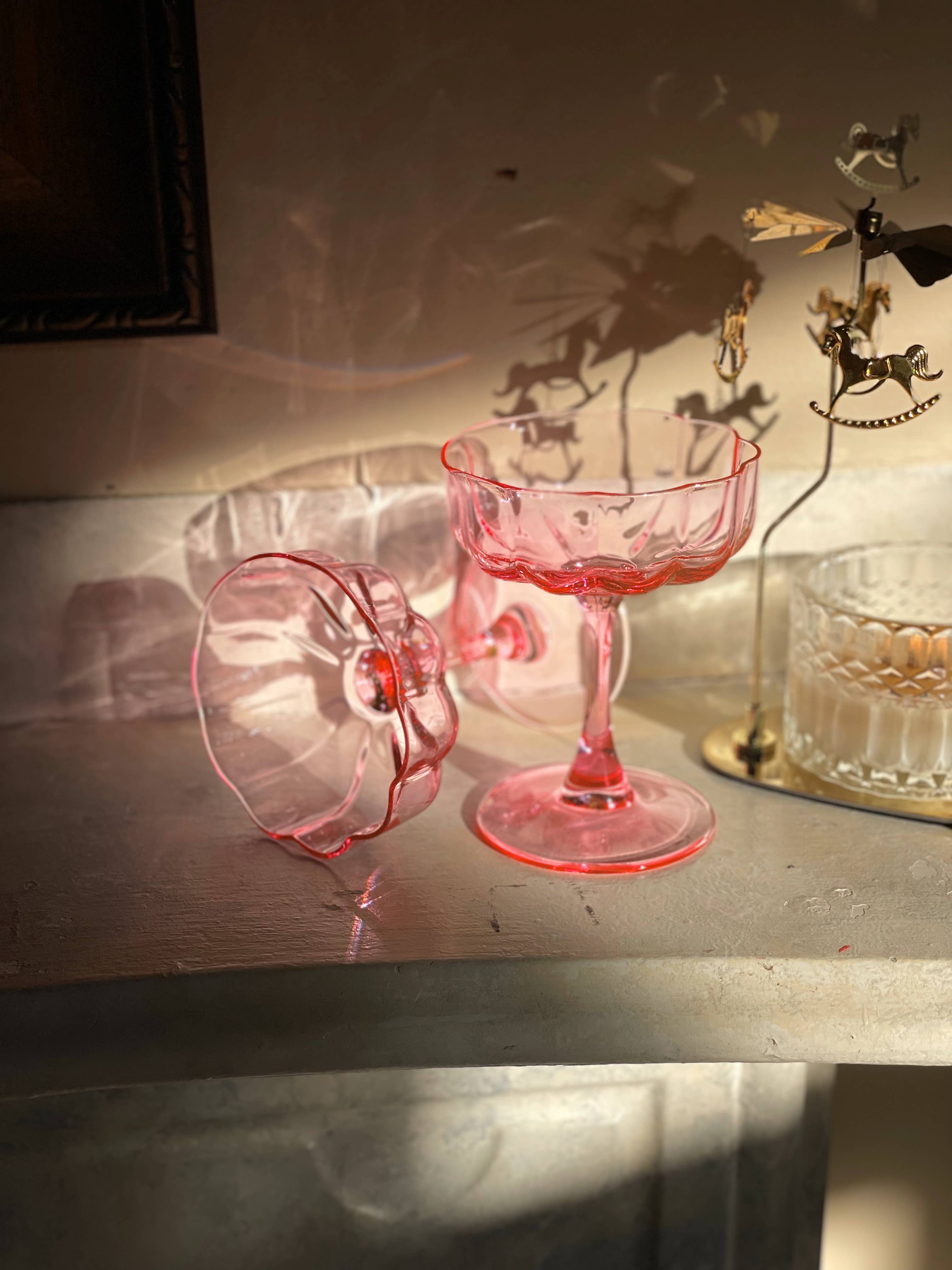 Eloise and Oliver - Wholesale Cocktail/Liquor Glass - Petal Martini Glass0