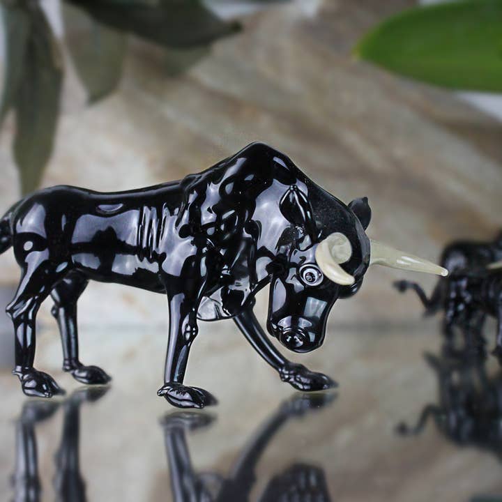 Adamodart - Wholesale Decorative Figurine - murano glass spanish bull sculpture, lampwork bull decor2