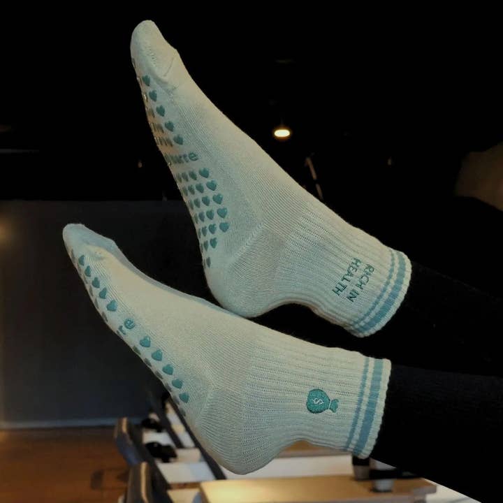 Pilabarre - Wholesale Socks - Women's - Rich in Health Grip Socks1