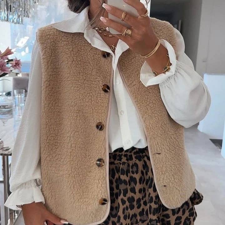 Chaqueta sin mangas Moumoute - 3114 y otras tendencias de Resultados para chaquetas cortavientos al por mayor. Devoluciones gratuitas y condiciones de pago a 60 días en Faire en Faire.