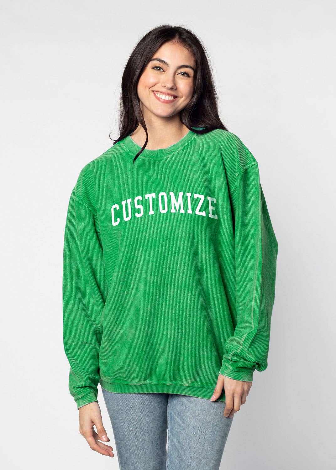 chicka-d – Großhandel Sweatshirt mit Grafikdruck – Damen – Die originale Custom Graphic Corded Crew, Collegiate Arc21