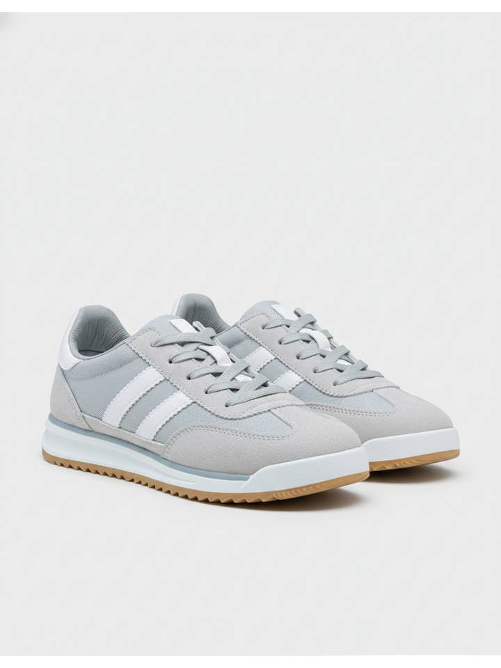 CEREZA – Großhandel Lifestyle-Sneaker – Damen – Retro-Laufschuhe-Sneaker23