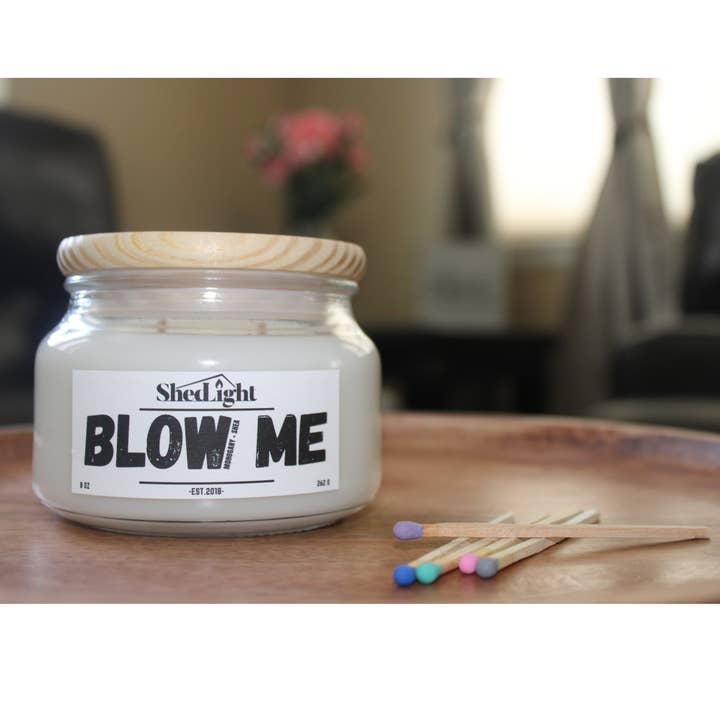 Vela de caoba Blow Me Valentines con cera de coco y karité para venta al por mayor de Shed Light Designs