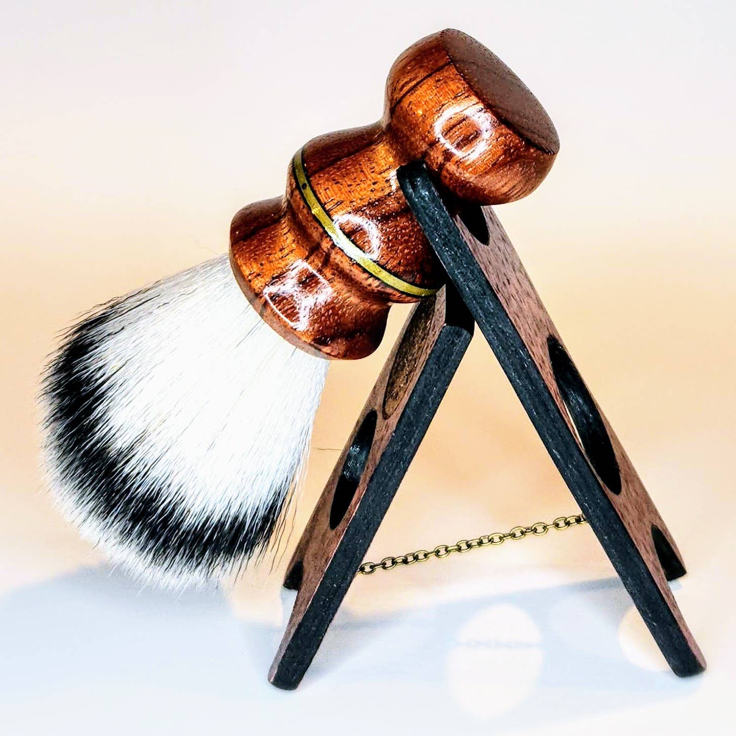 Roosevelt Grooming Company - Wholesale Razor Stand - Men's - Display Stand for Shaving Brush & Razor16