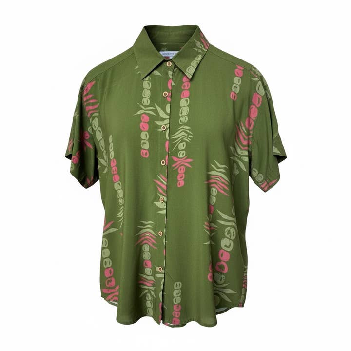 Le T-shirt quotidien pour femmes - Mokihana pour la vente par Brown Eyed Bella