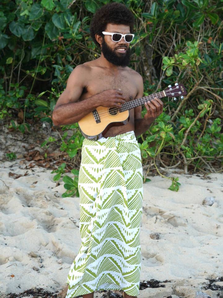 Rise Beyond the Reef - Vente Cache-maillot – femme - Sarong "Sulu" imprimé à la main - Motif Karisi6