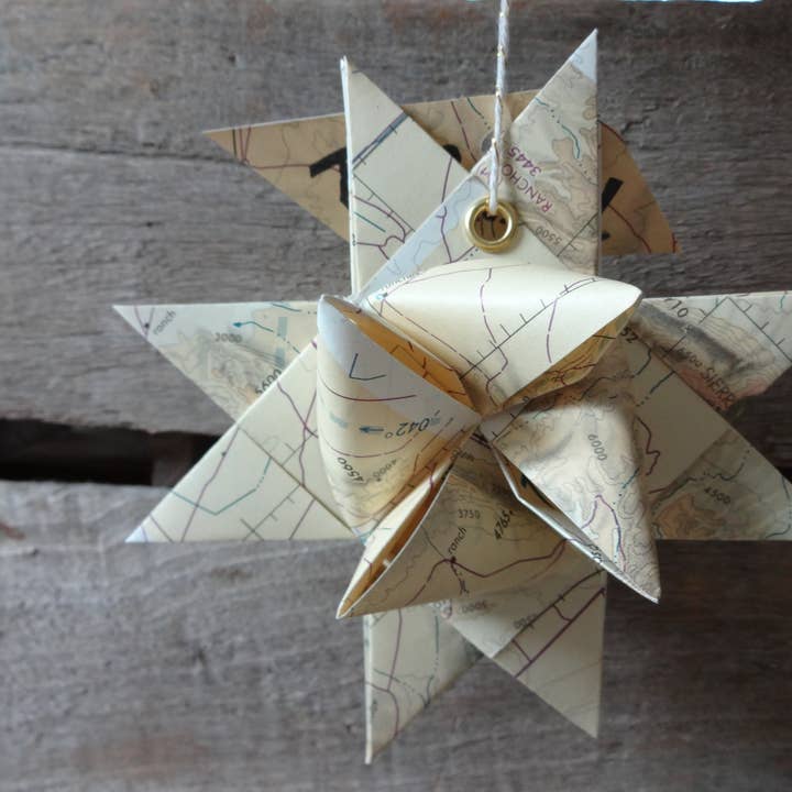 The Foxes Tail - Wholesale Ornament - Upcycle Moravian Star Ornament12