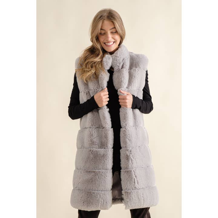 Sweet Generis - Vente Veste sans manches – femme - GILET BOUFFANT LONG EN FOURRURE À COL MONTANT29