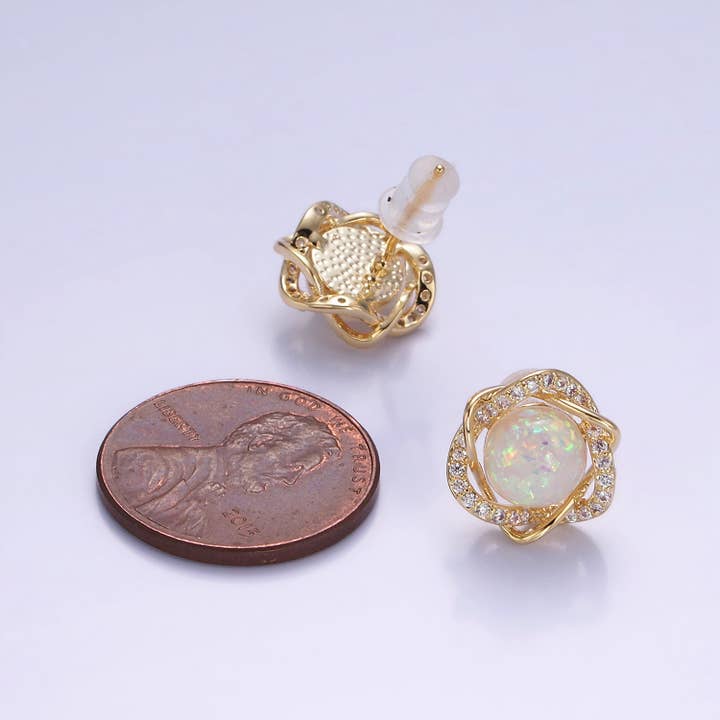 Oro Orecchini a bottone tondi a fascia rotonda con micro pavé curvo in opale bianco in vendita all'ingrosso su Faire3