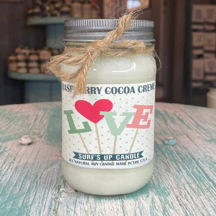 LOVE Raspberry Cocoa Creme - Barattolo di vetro per San Valentino per la vendita all'ingrosso da parte di Surfs Up Candle