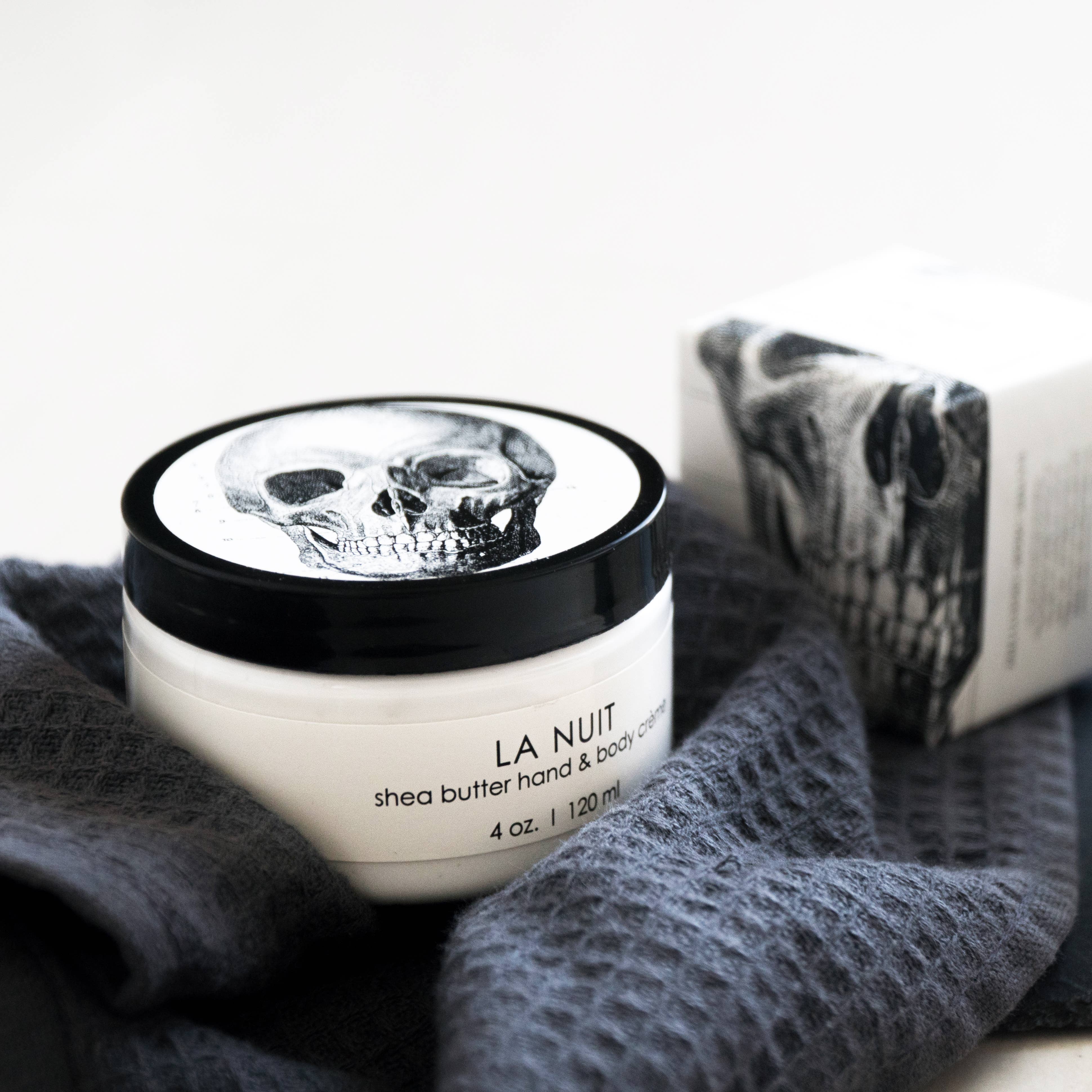 Formulary 55 - Vente Crèmes/lotions pour les mains - Crème pour les mains et le corps au beurre de karité « The Night » La Nuit3