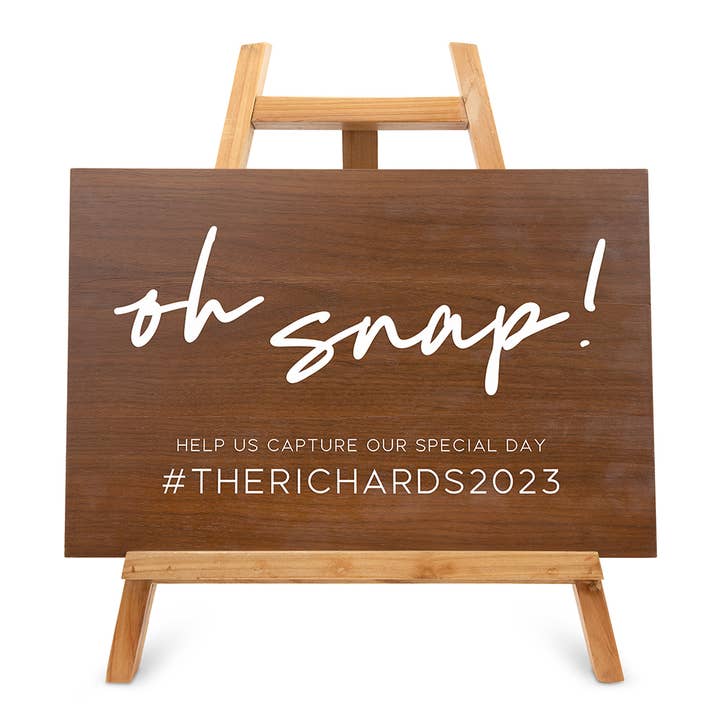 Cartel de boda de madera personalizado - Oh Snap para venta al por mayor de Weddingstar Inc.