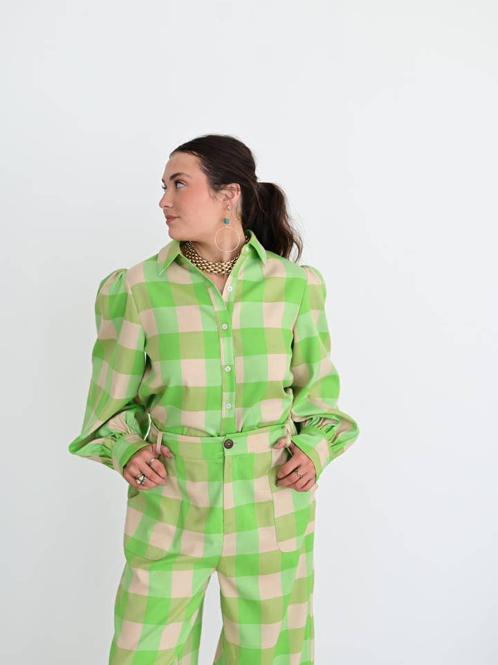 Turquoise Haven - Wholesale Pants - Women's - TH56 GREEN GINGHAM PANT (7 Piece)
