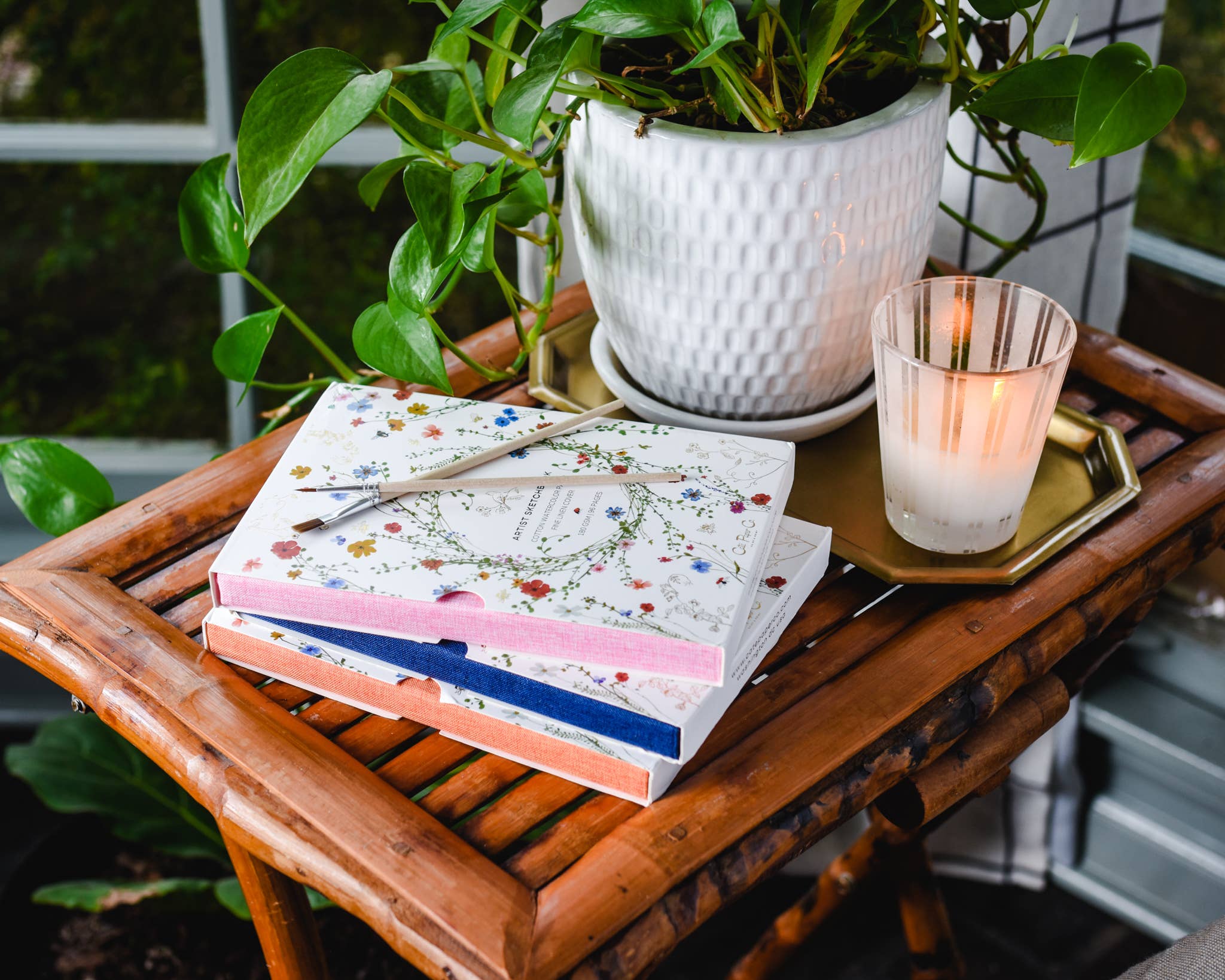 Cate Paper Co. - Wholesale Sketchbook/Sketchpad - Gold Floral Embossed Linen Cover Sketchbook 10