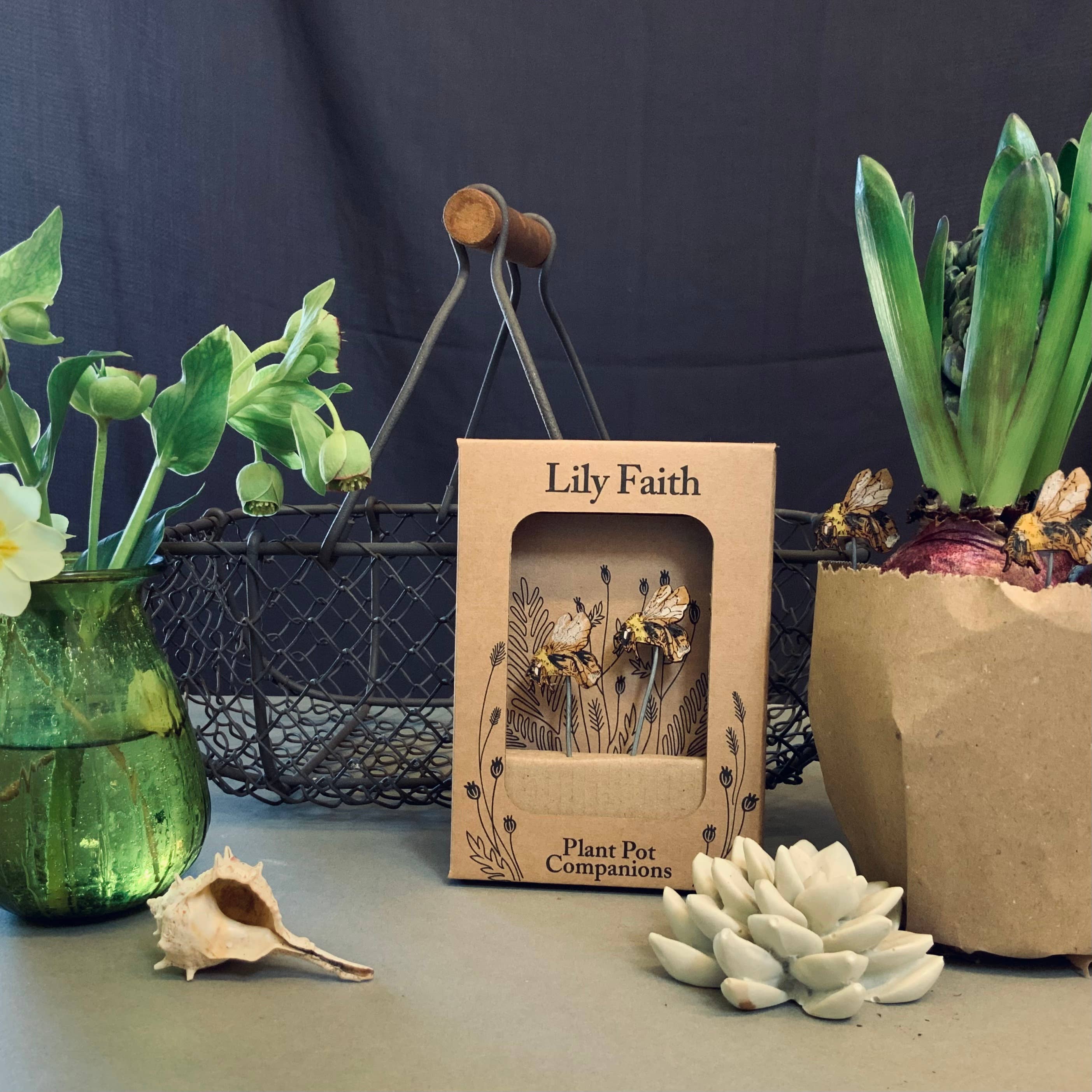 Lily Faith – wholesale Garden/lawn stake – Bee Plant Pot Companions3