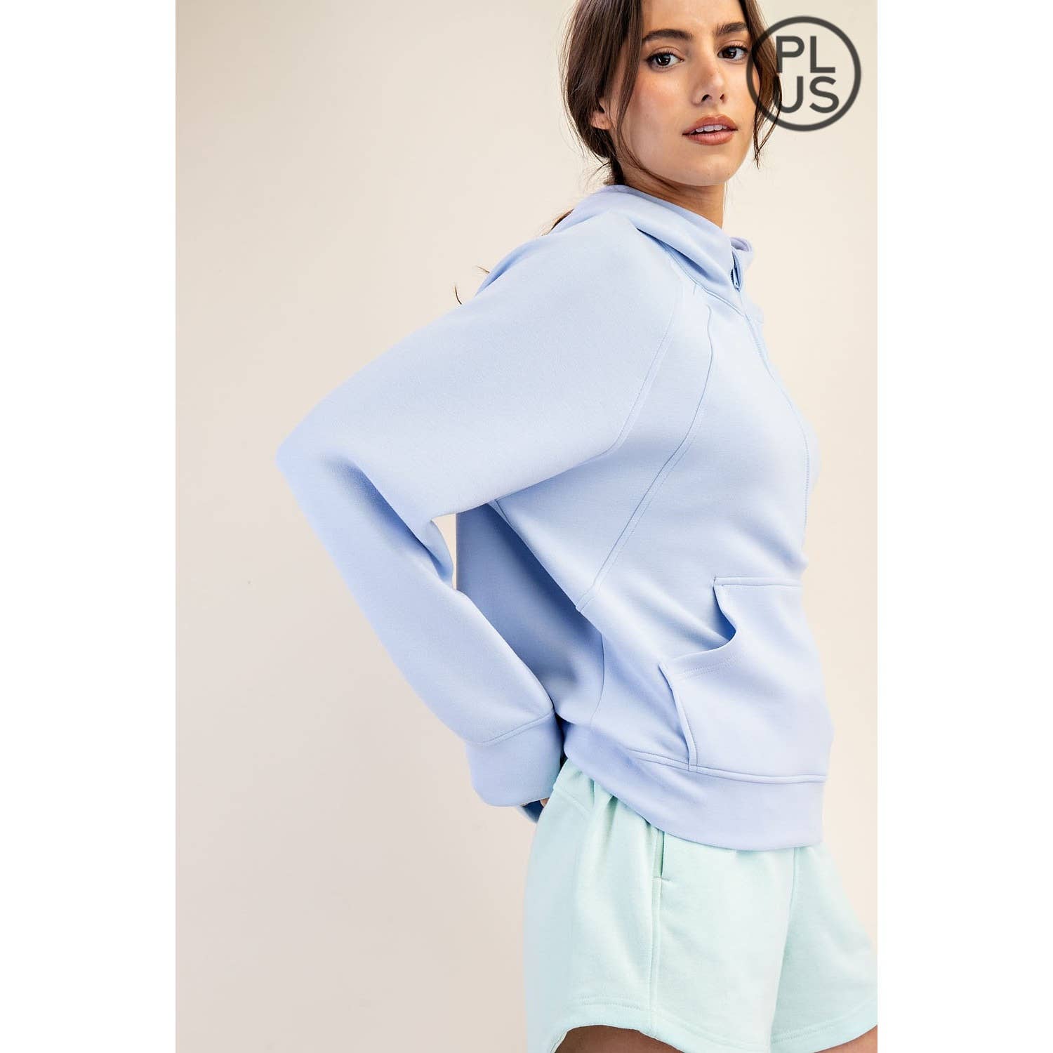 Rae Mode - Vente Veste de sport – femme - VESTE À CAPUCHE QUART DE ZIP EN SCUBA MODAL GRANDE TAILLE10